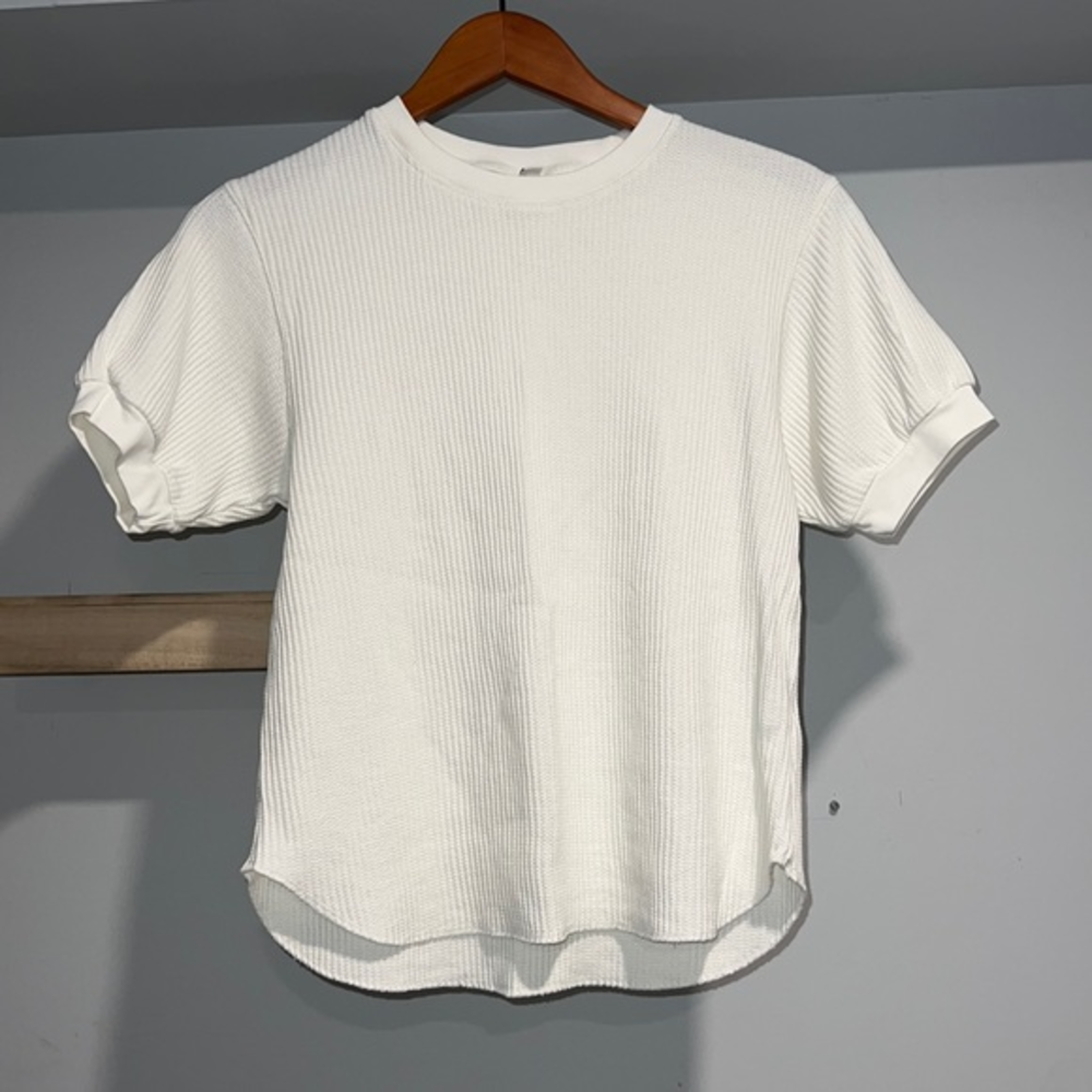 Uniqlo, white puff sleeve T-shirt